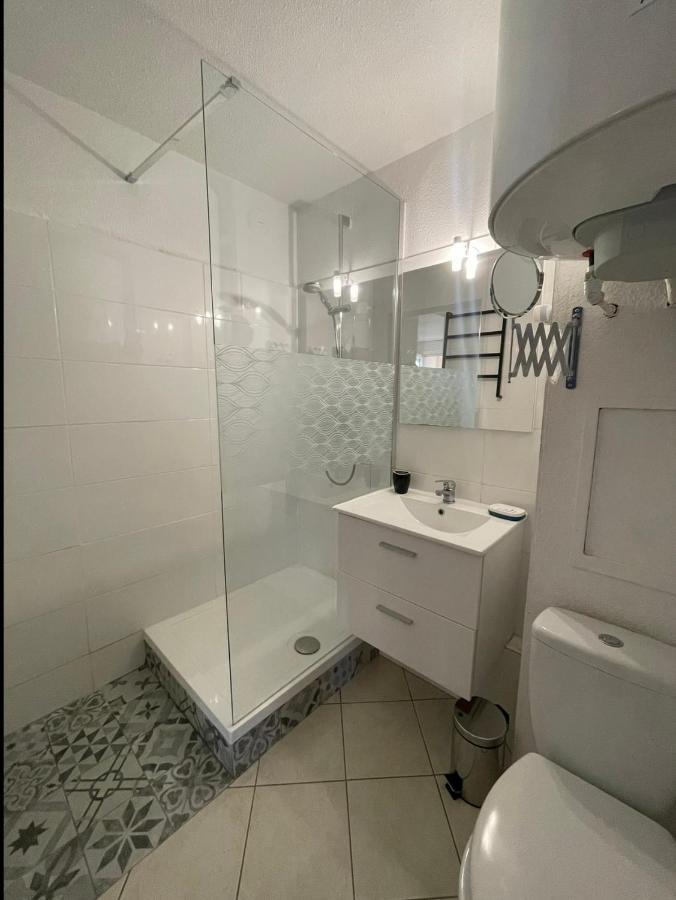 Charmant Appartement A Quelques Metres De La Plage Ла-Лонд-ле-Мор Екстер'єр фото